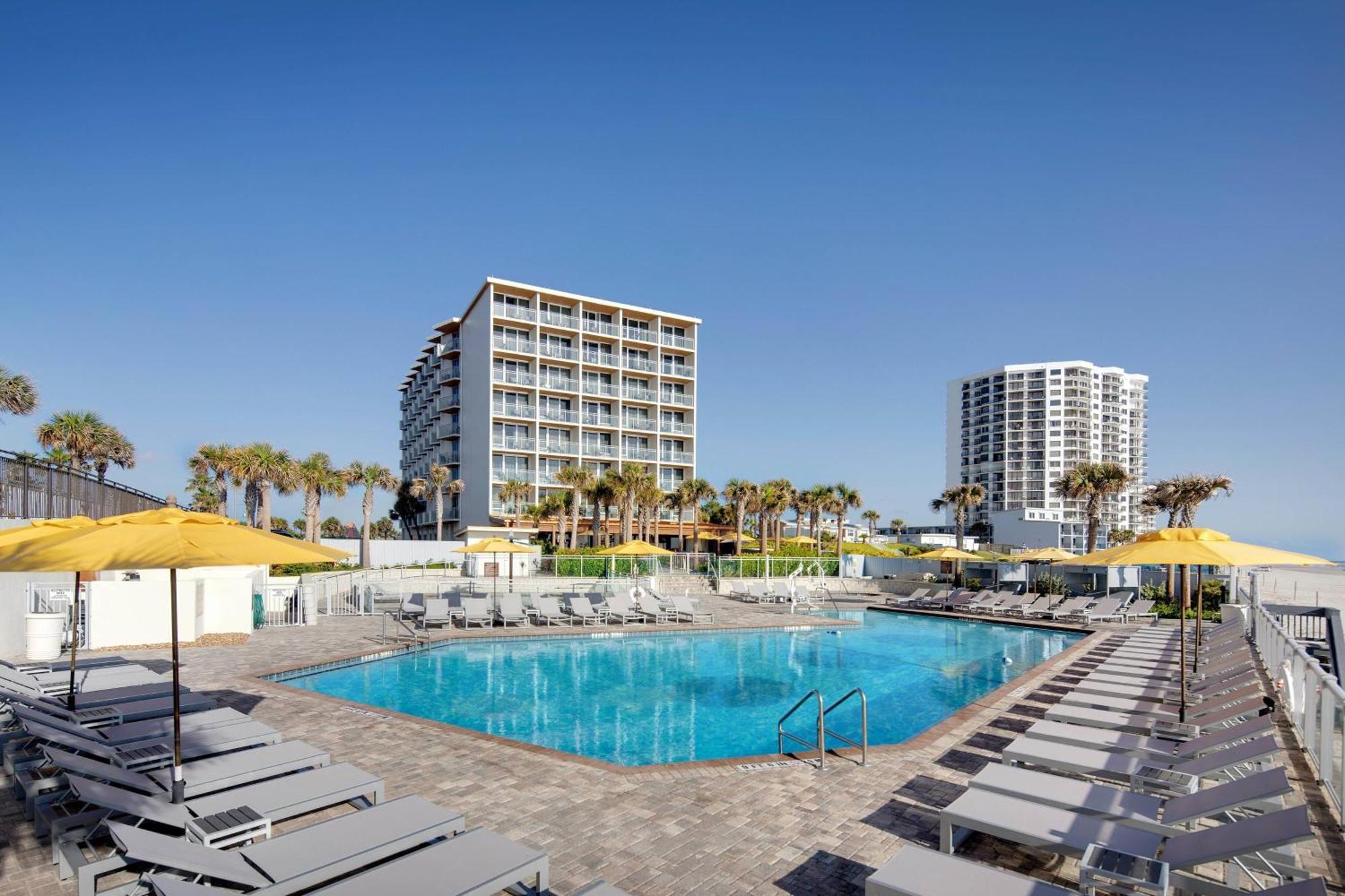 Delta Hotels By Marriott Daytona Beach Oceanfront Exterior photo